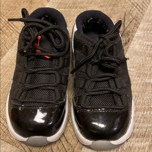 Jordan 11 Infrared Low Toddler 7C